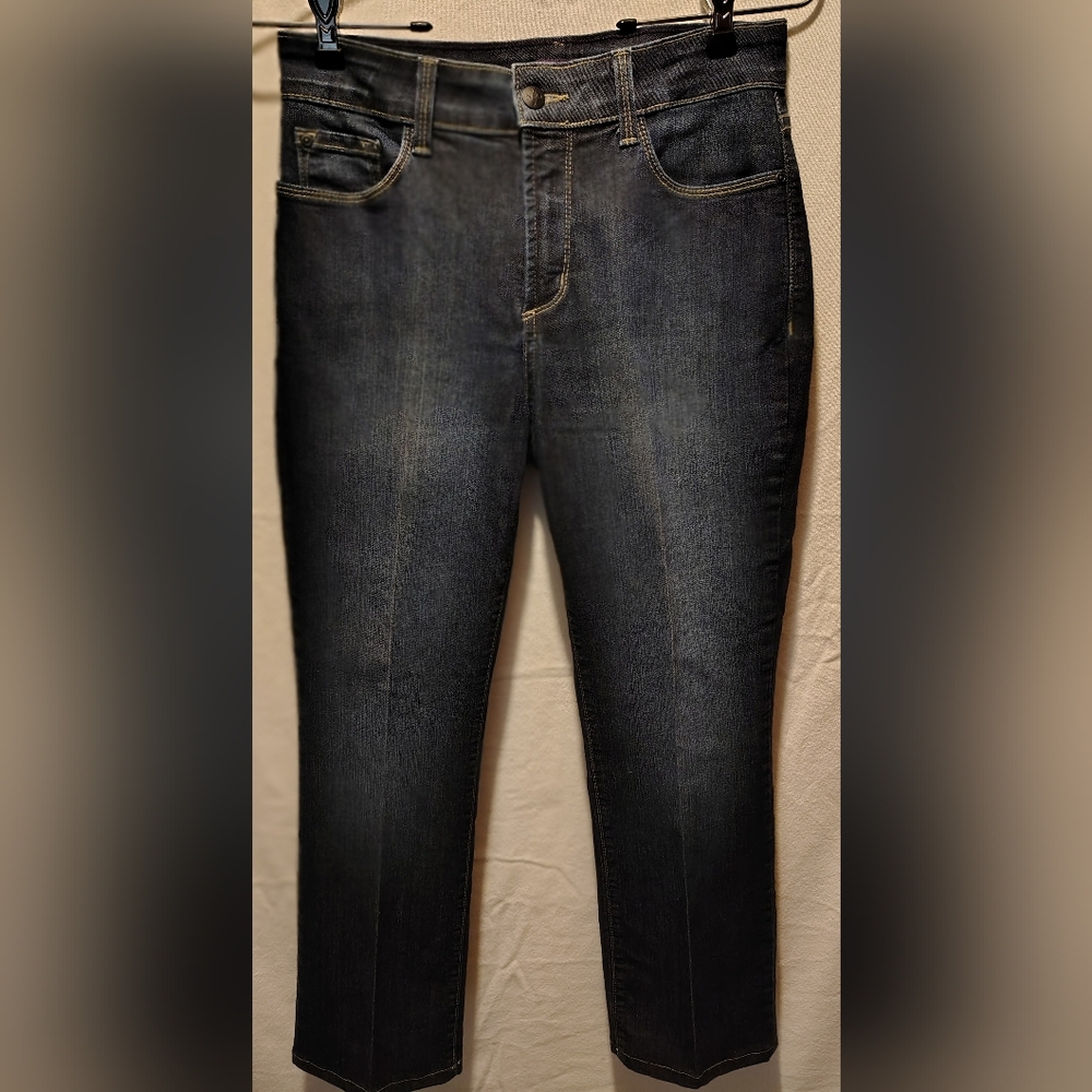 NYDJ Lift & Tuck Technology Straight Leg Stretch Jeans Size 6 Petite NWT